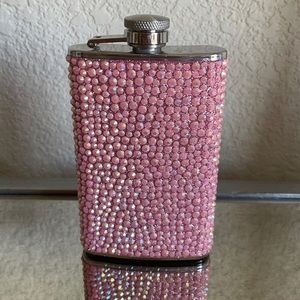 💫CLOSING SALE💫 Pink rhinestone flask